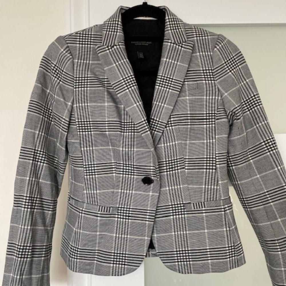 Beautiful suit from BR